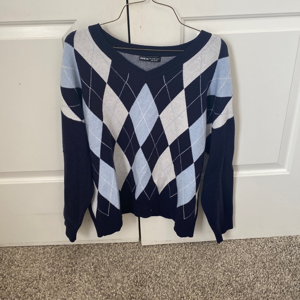 Shein Blue and White Sweater